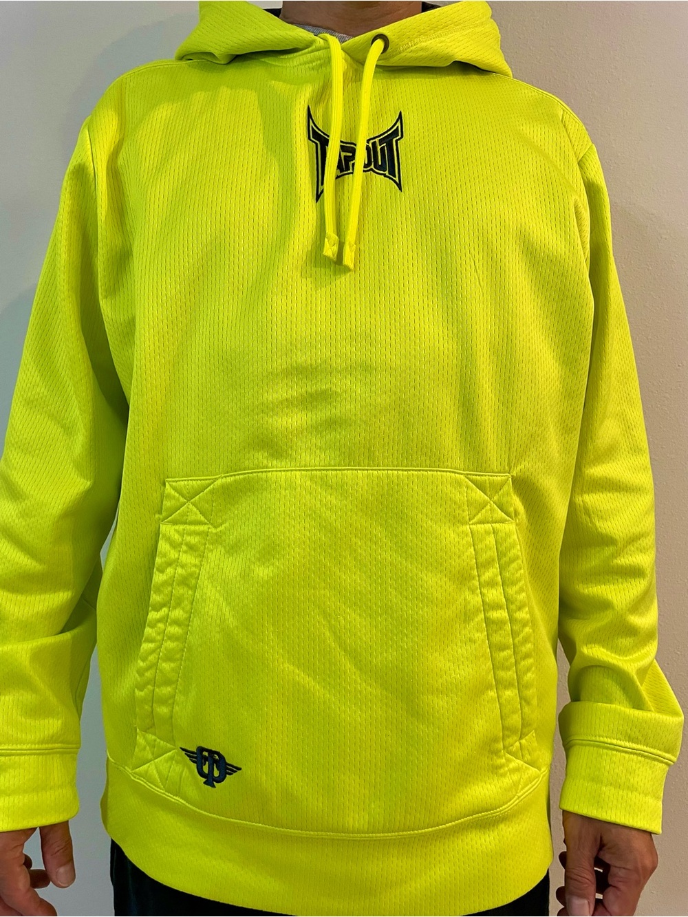 Tapout Neon Yellow Pullover Hoodie XL limited edition UFC brand